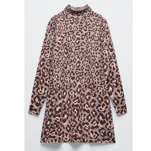 ⭕️ Zara Animal Print Long Sleeve Dress Medium